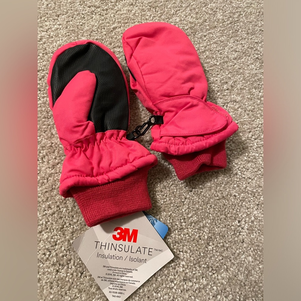 NWT winter gloves